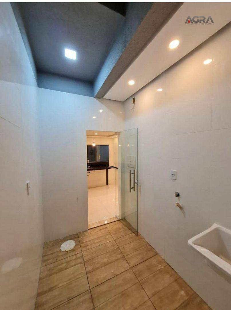 Casa à venda com 4 quartos, 150m² - Foto 5