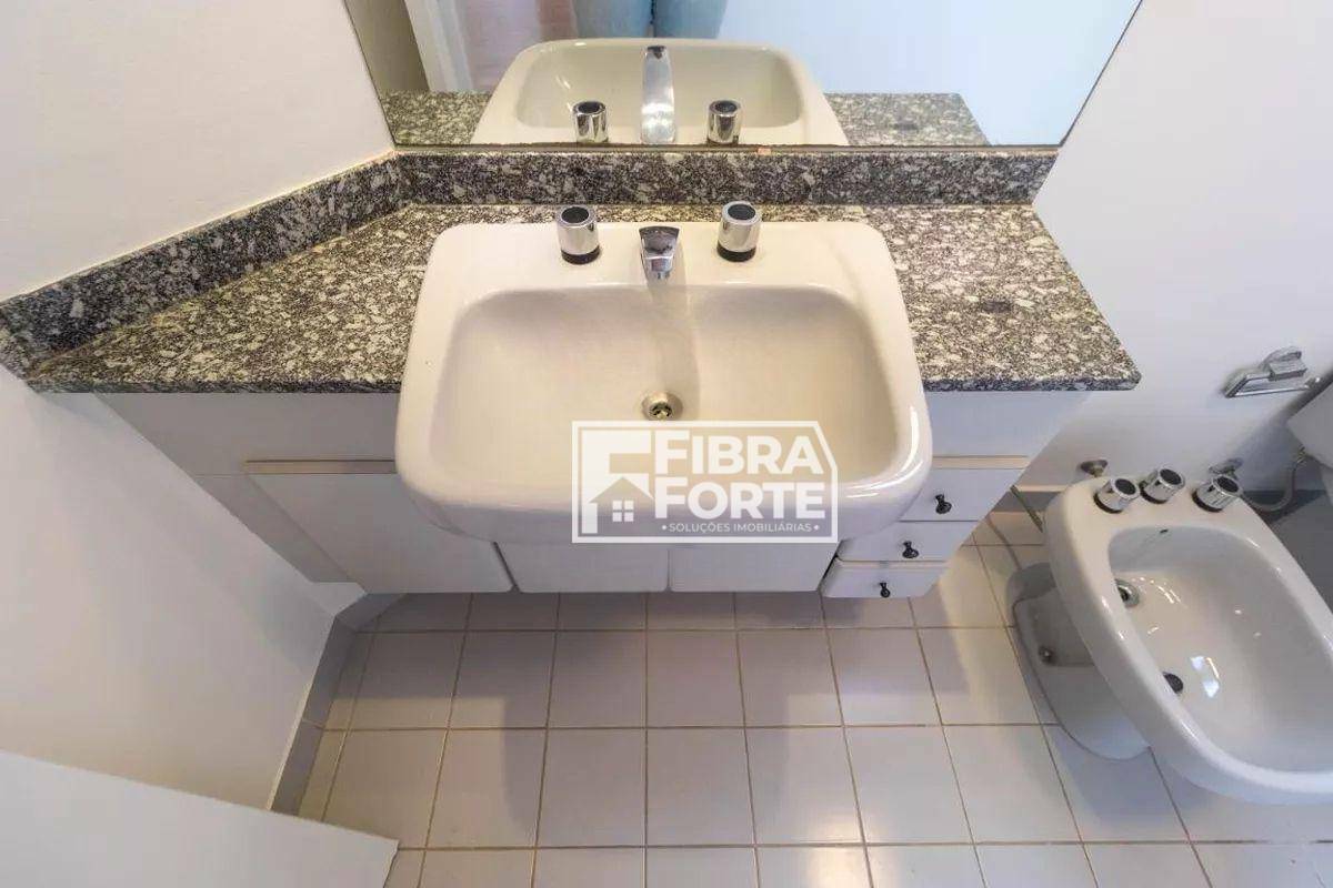 Apartamento à venda com 3 quartos, 145m² - Foto 75