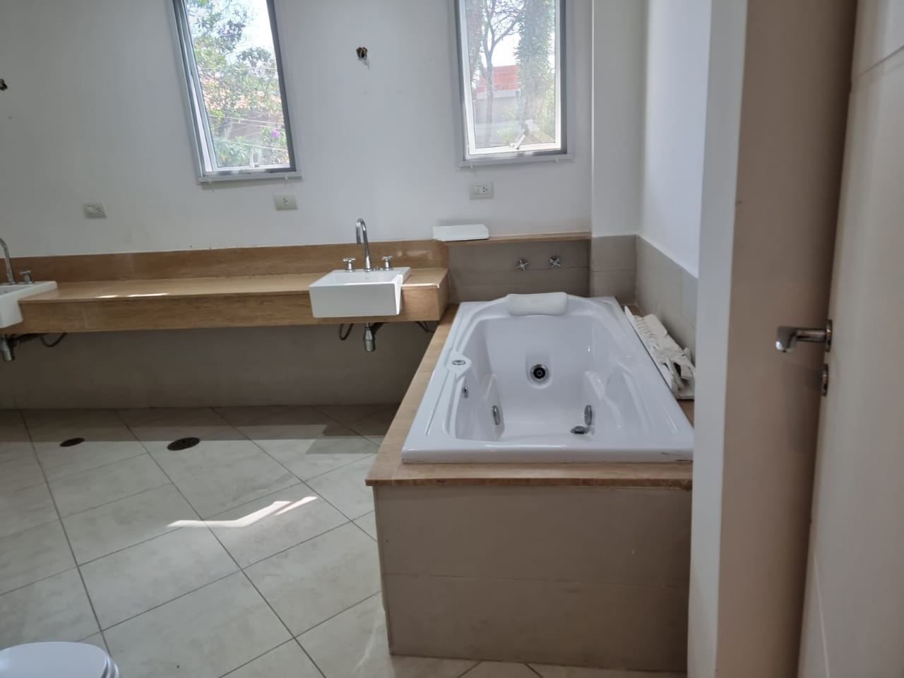 Apartamento à venda com 3 quartos, 258m² - Foto 17