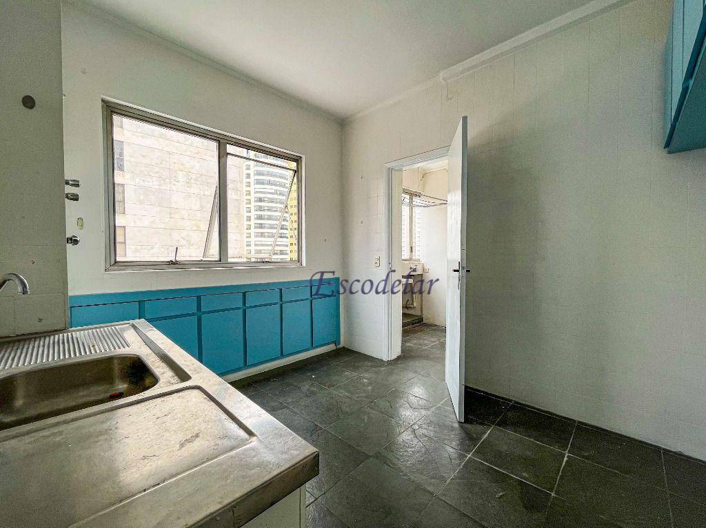 Apartamento para alugar com 2 quartos, 180m² - Foto 19