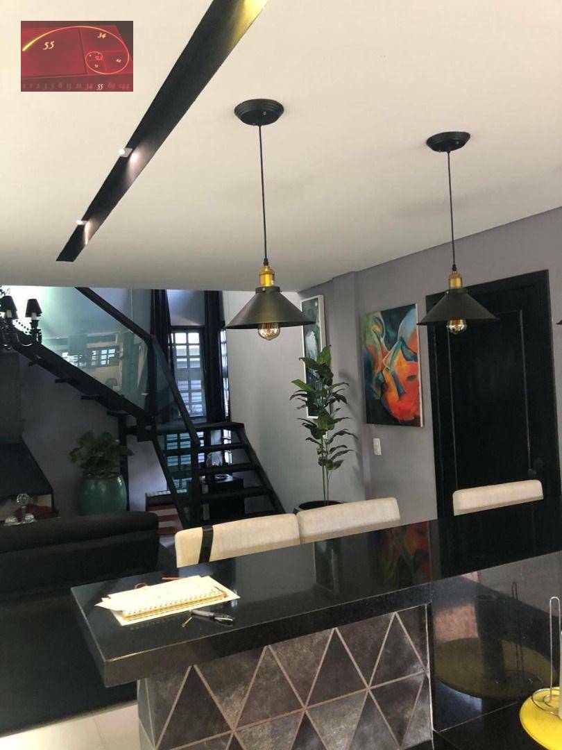 Casa à venda com 3 quartos, 205m² - Foto 8