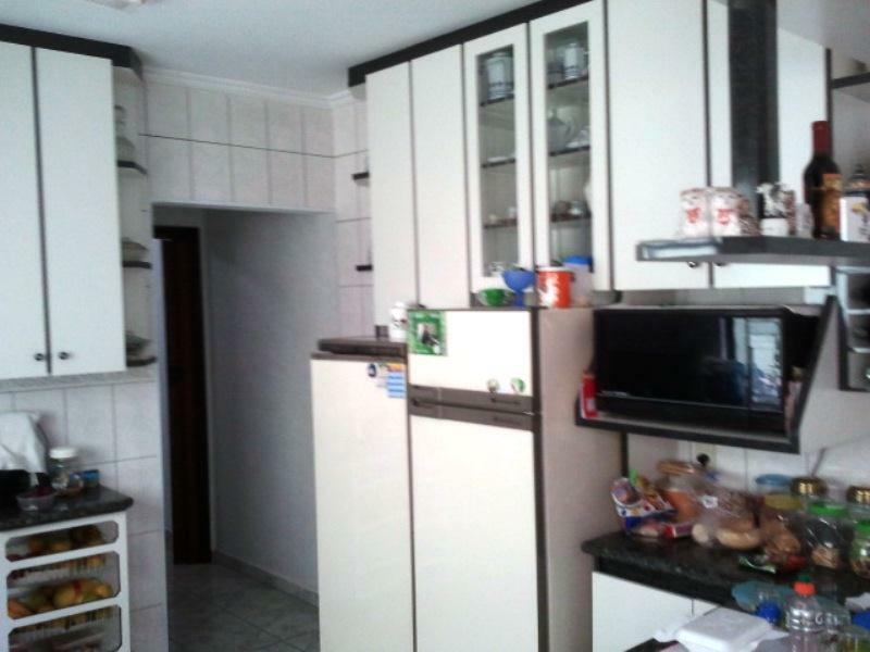 Sobrado à venda com 3 quartos, 198m² - Foto 3