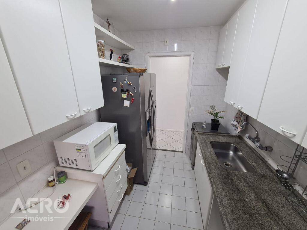 Apartamento à venda e aluguel com 2 quartos, 70m² - Foto 8