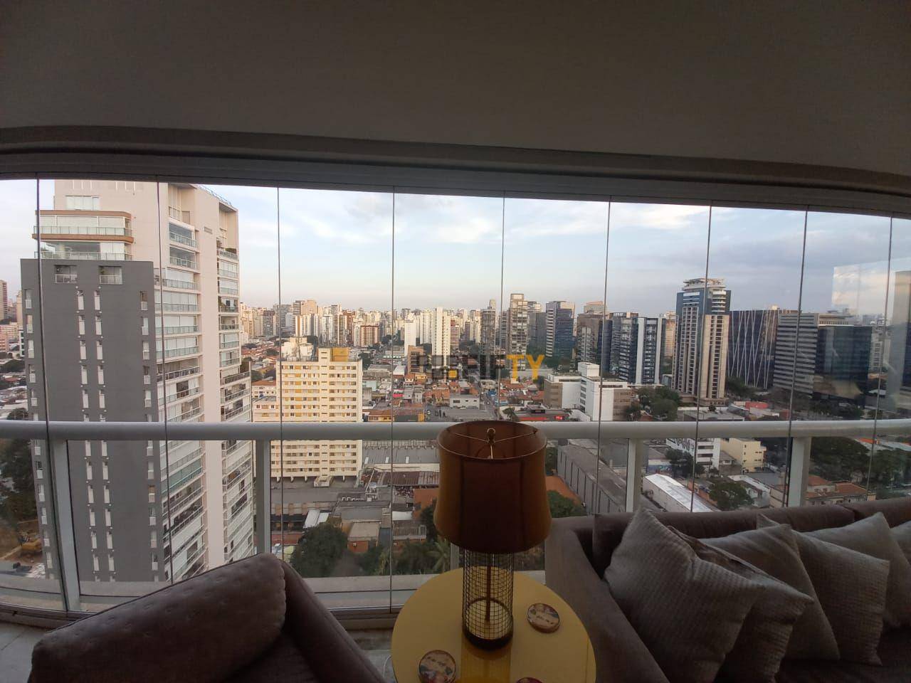 Apartamento à venda com 2 quartos, 76m² - Foto 10