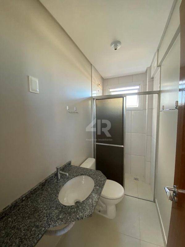 Apartamento à venda com 3 quartos, 76m² - Foto 10