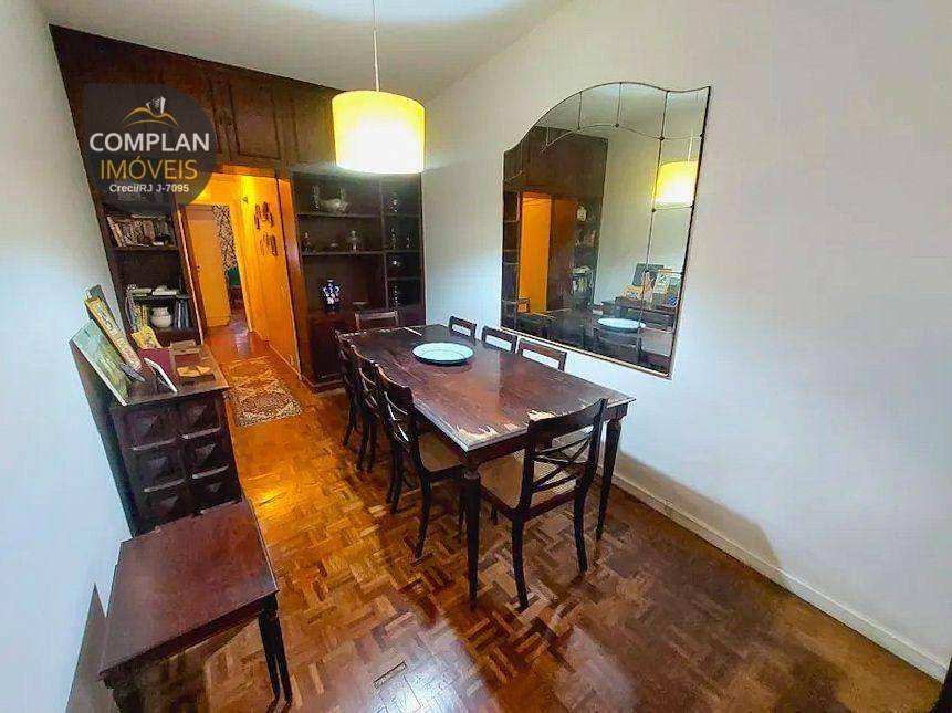 Apartamento à venda com 3 quartos, 135m² - Foto 7