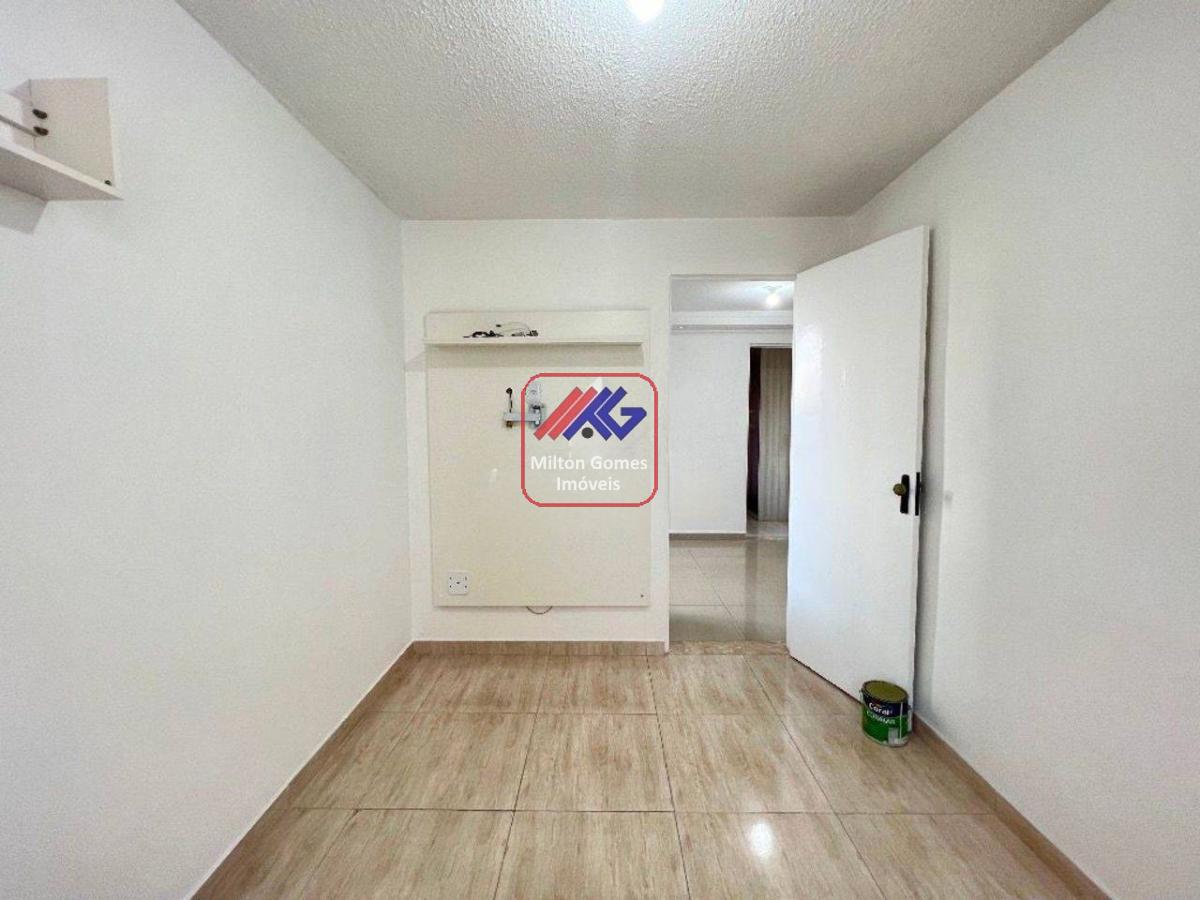 Apartamento à venda com 3 quartos, 50m² - Foto 10