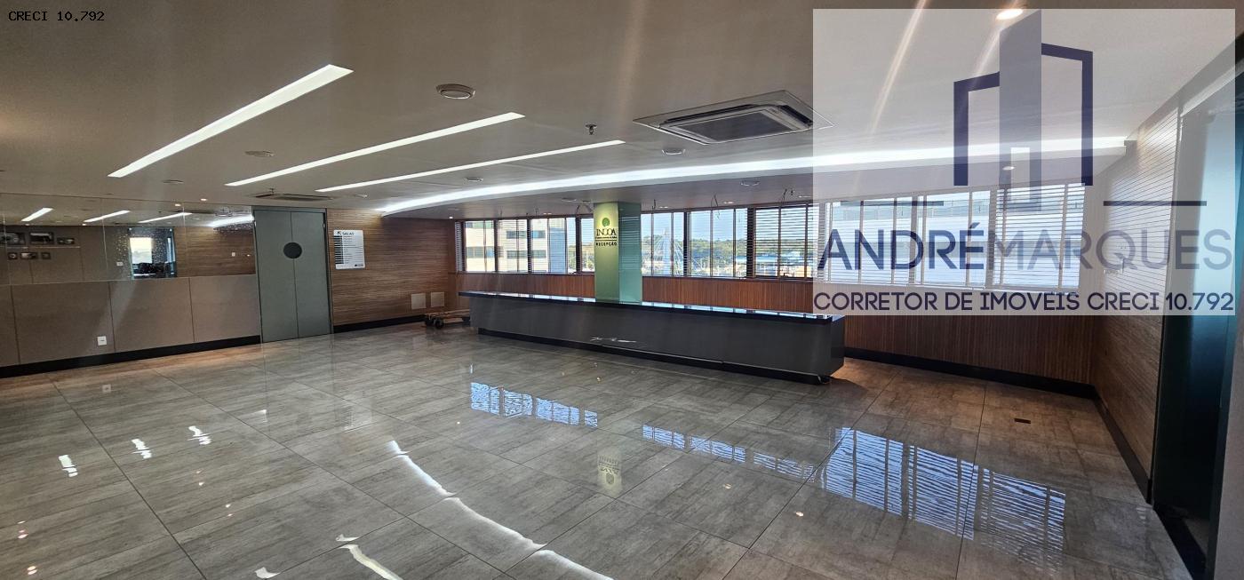 Conjunto Comercial-Sala à venda com 7 quartos, 279m² - Foto 1