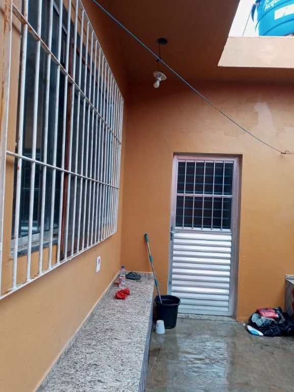 Sobrado à venda com 2 quartos, 130m² - Foto 34