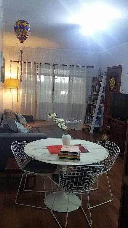 Sobrado à venda com 2 quartos, 150m² - Foto 4