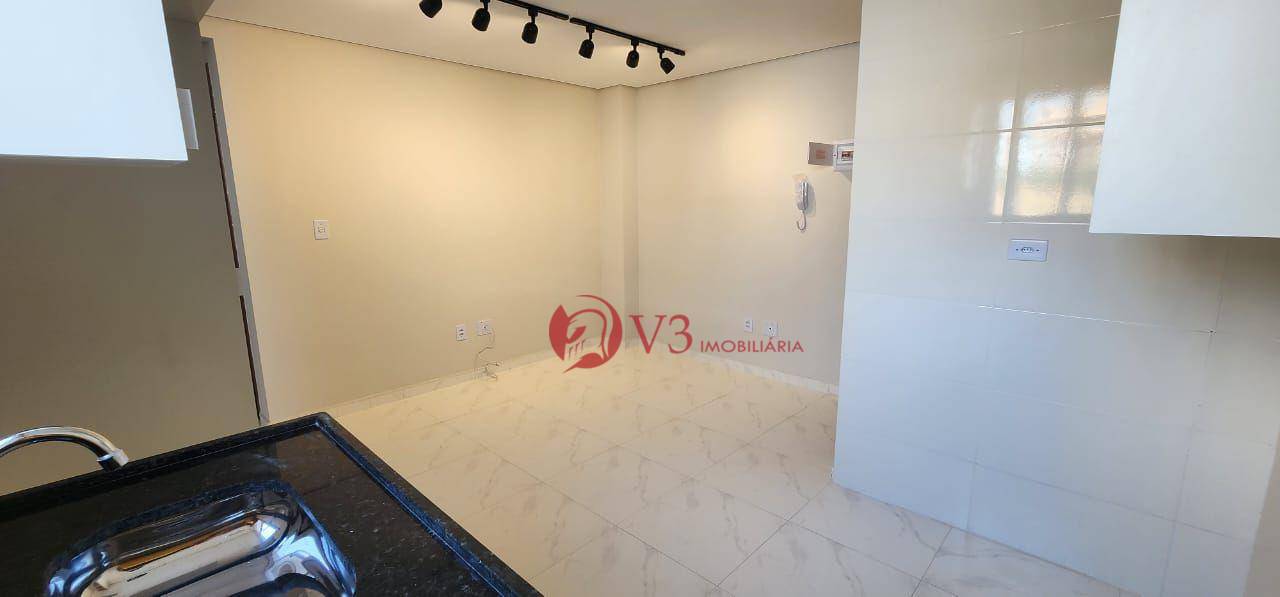 Apartamento à venda com 2 quartos, 42m² - Foto 6