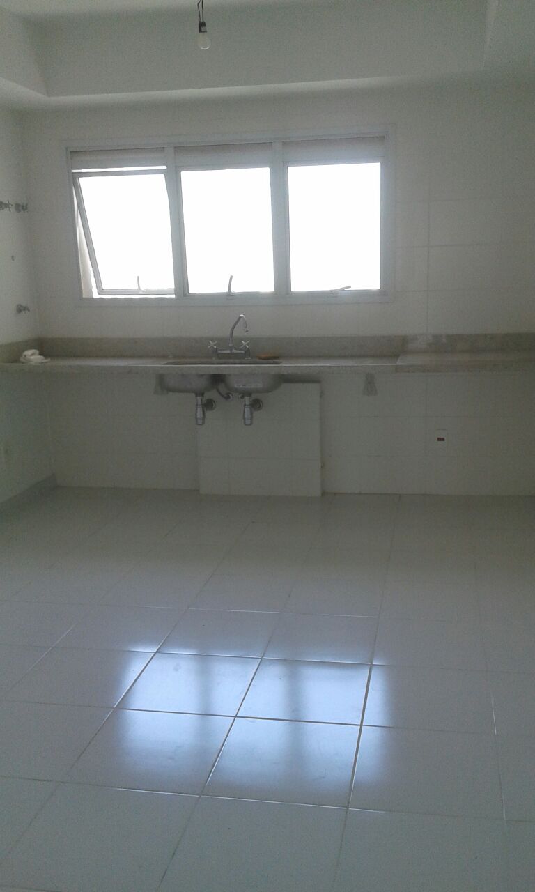 Apartamento à venda com 4 quartos, 258m² - Foto 11