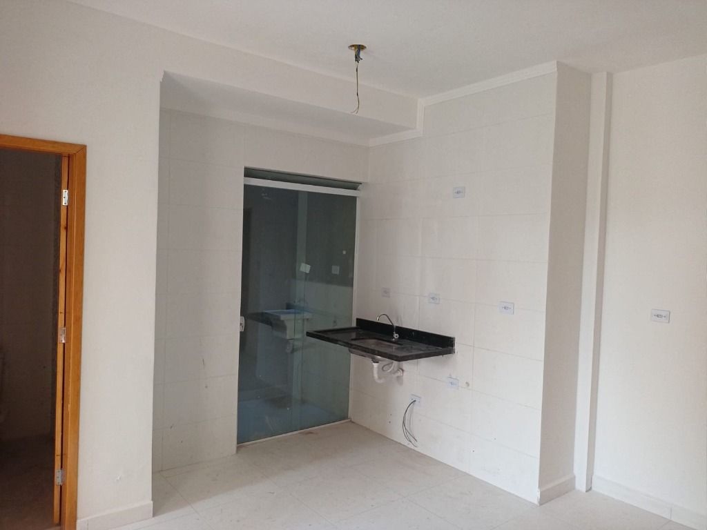 Apartamento à venda com 2 quartos, 32m² - Foto 17