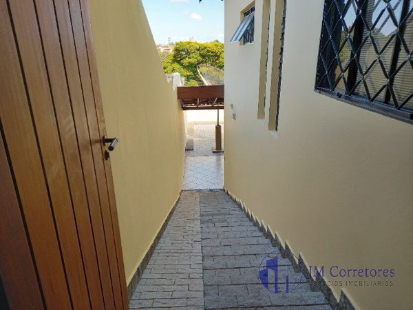 Casa à venda com 4 quartos, 234m² - Foto 5