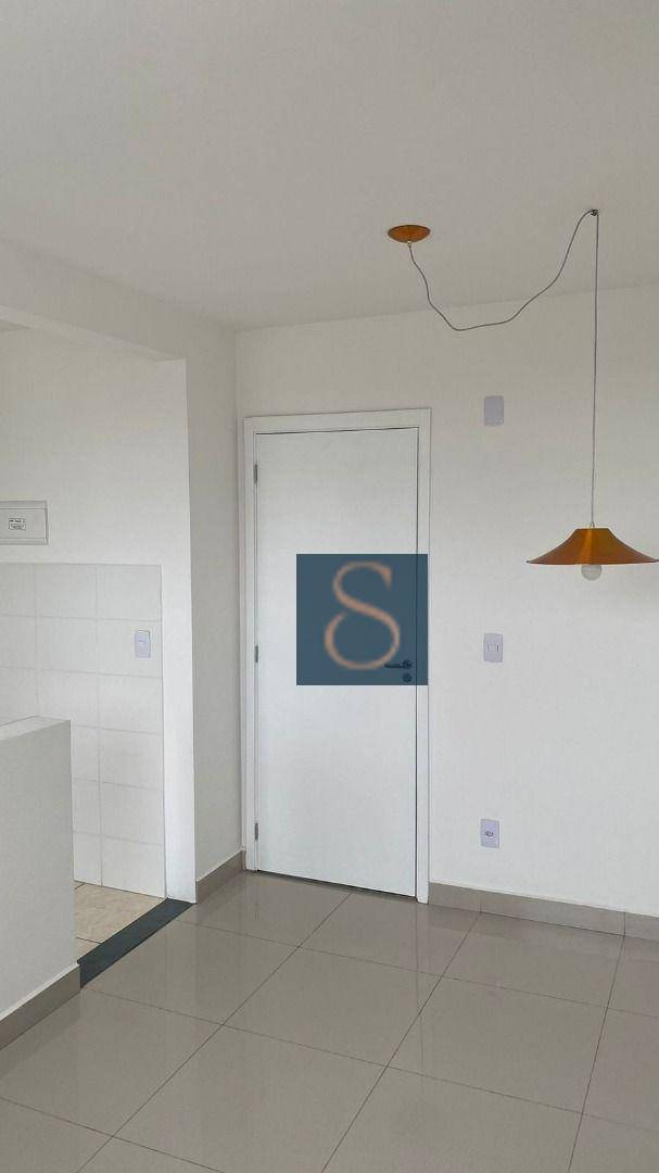 Apartamento à venda com 2 quartos, 44m² - Foto 3