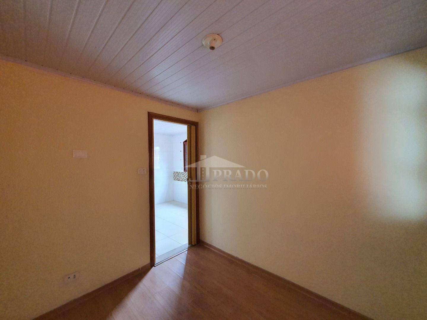 Casa à venda com 2 quartos, 77m² - Foto 11