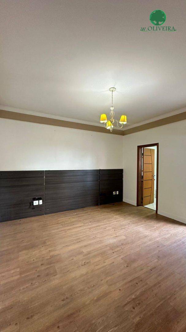 Casa à venda e aluguel com 4 quartos, 291m² - Foto 15