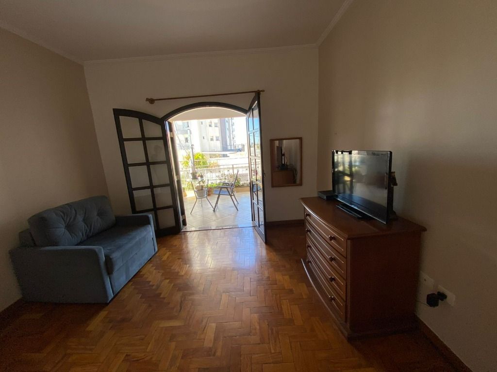 Casa à venda com 4 quartos, 250m² - Foto 18