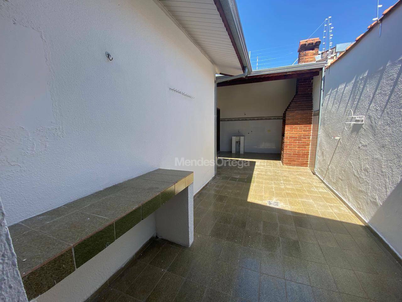 Casa para alugar com 3 quartos, 255m² - Foto 40