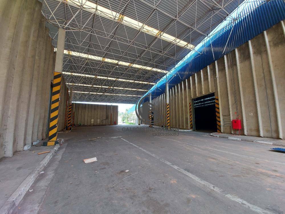 Depósito-Galpão-Armazém para alugar, 11253m² - Foto 1