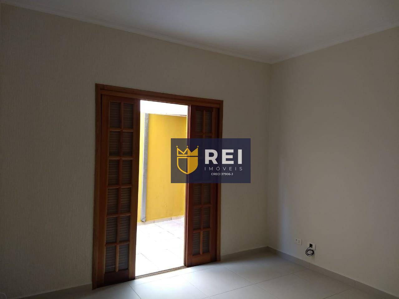 Apartamento à venda com 2 quartos, 80m² - Foto 7