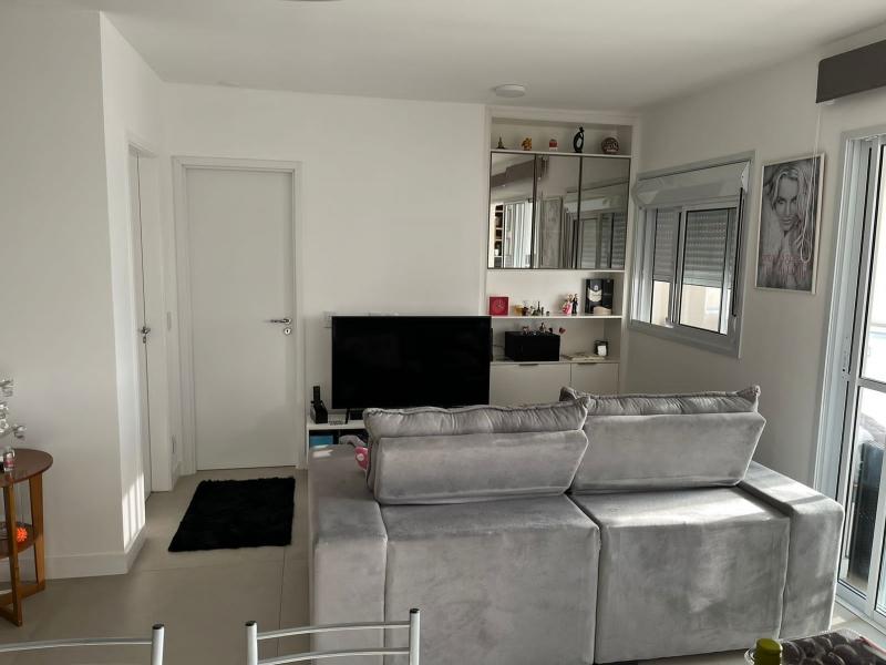 Apartamento à venda com 1 quarto, 50m² - Foto 2