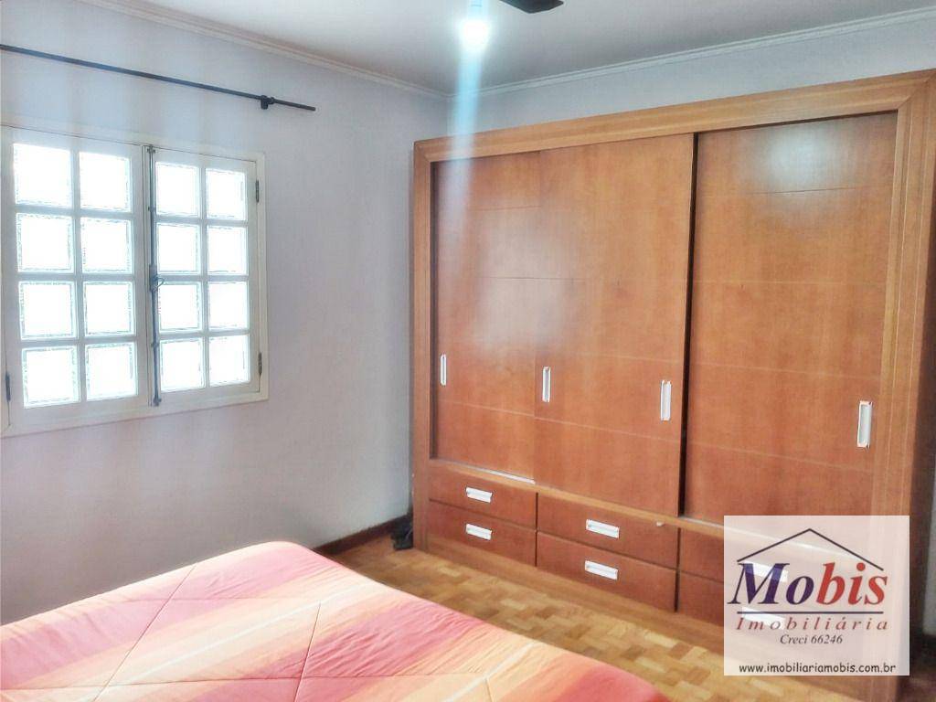 Sobrado à venda com 3 quartos, 209m² - Foto 52