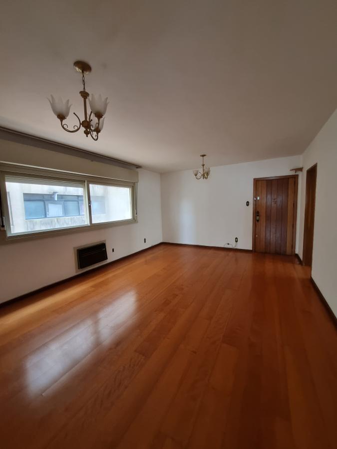 Apartamento à venda com 3 quartos, 115m² - Foto 2