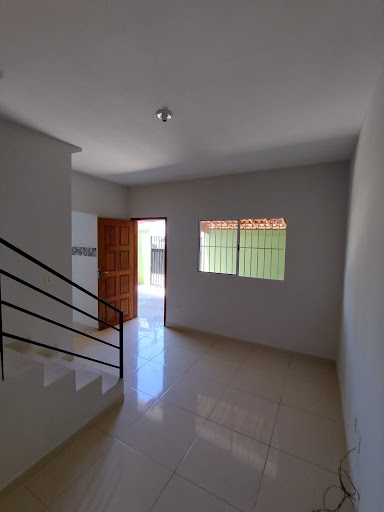 Sobrado à venda com 2 quartos, 68m² - Foto 2