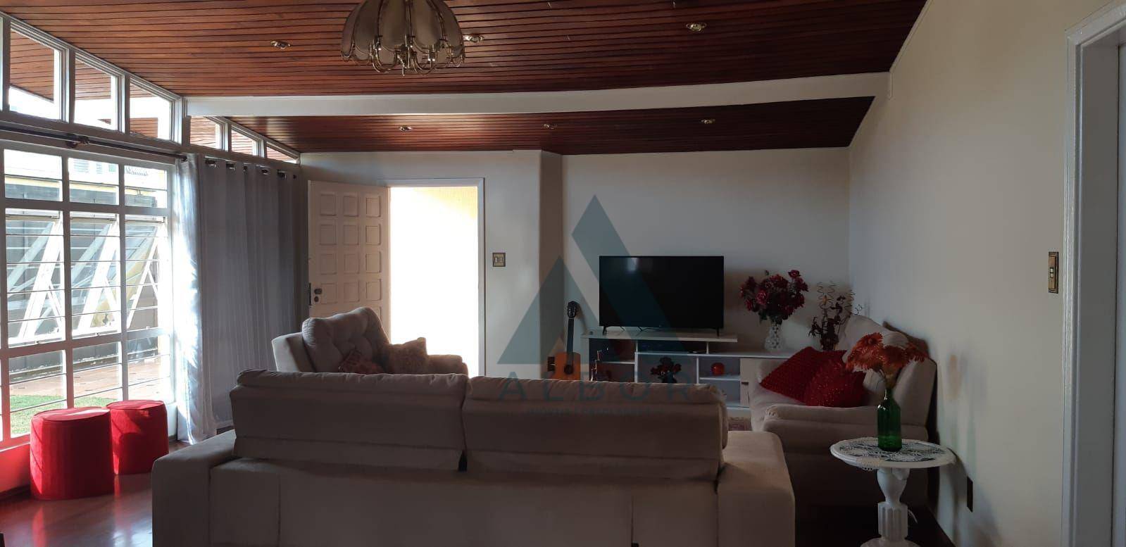 Casa, 4 quartos, 439 m² - Foto 2