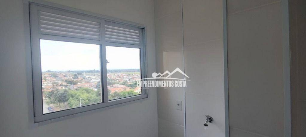 Apartamento à venda com 2 quartos, 47m² - Foto 11