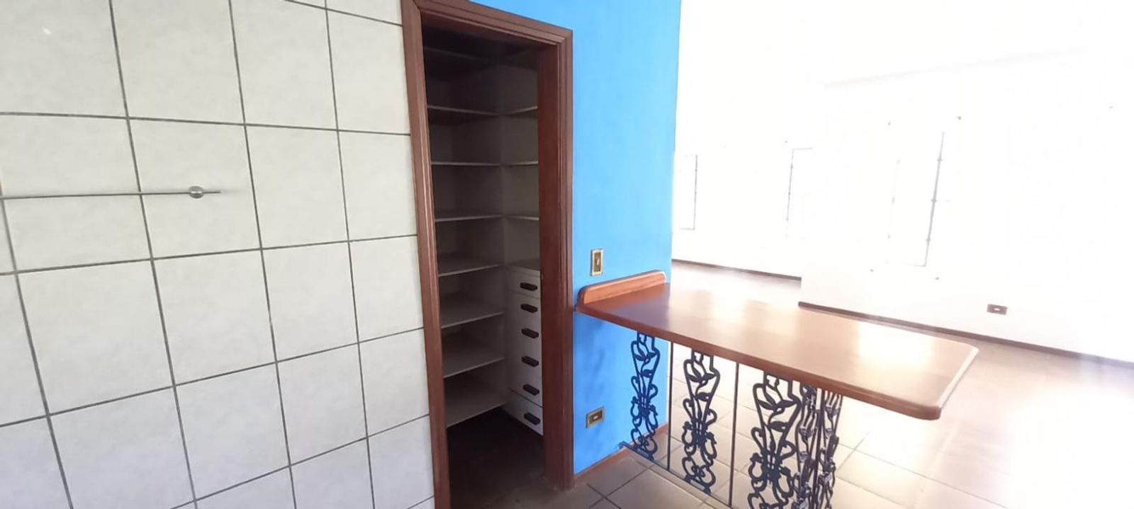 Casa de Condomínio à venda com 4 quartos, 300m² - Foto 17