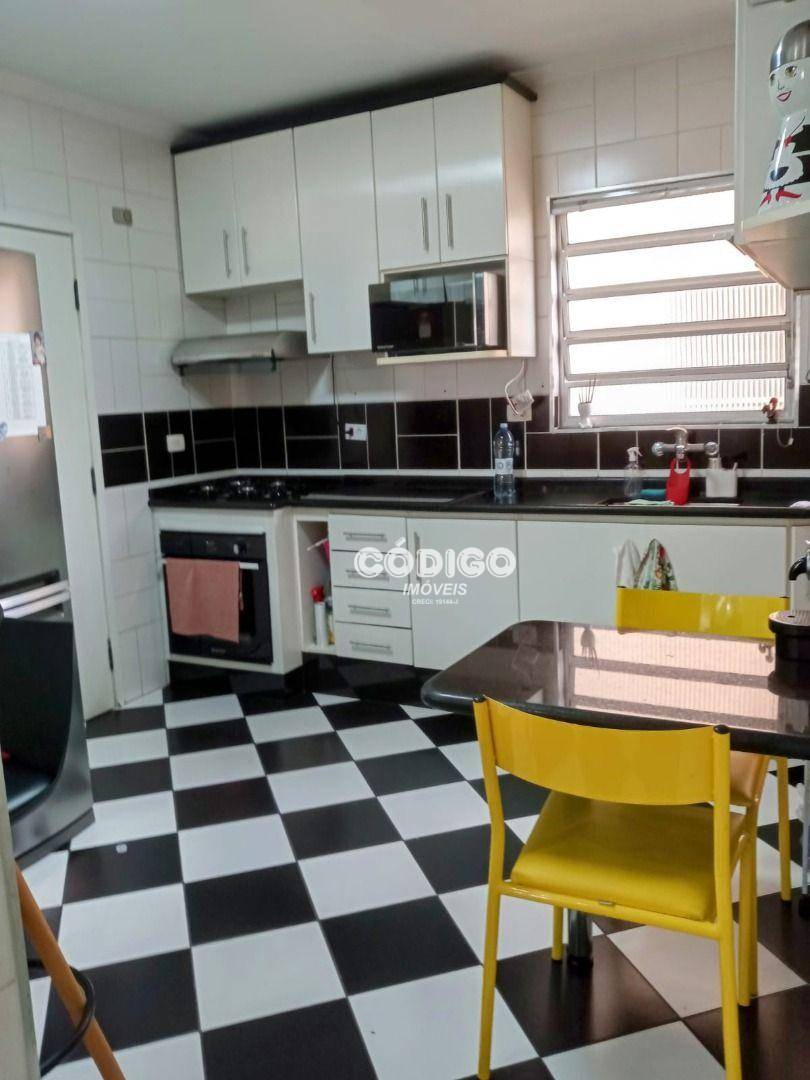 Apartamento à venda com 3 quartos, 93m² - Foto 10