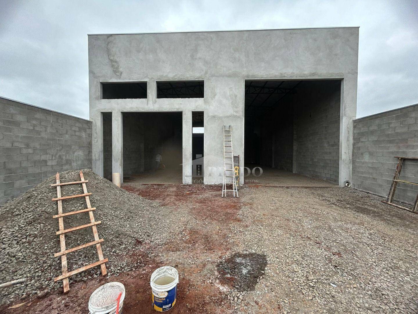 Depósito-Galpão-Armazém para alugar, 253m² - Foto 1