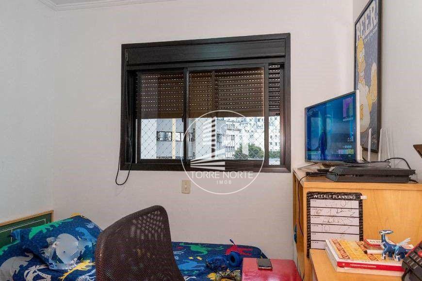 Apartamento à venda com 3 quartos, 136m² - Foto 17