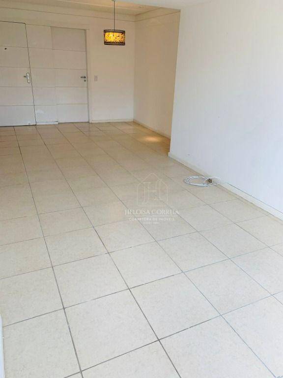 Apartamento para alugar com 4 quartos, 140m² - Foto 3