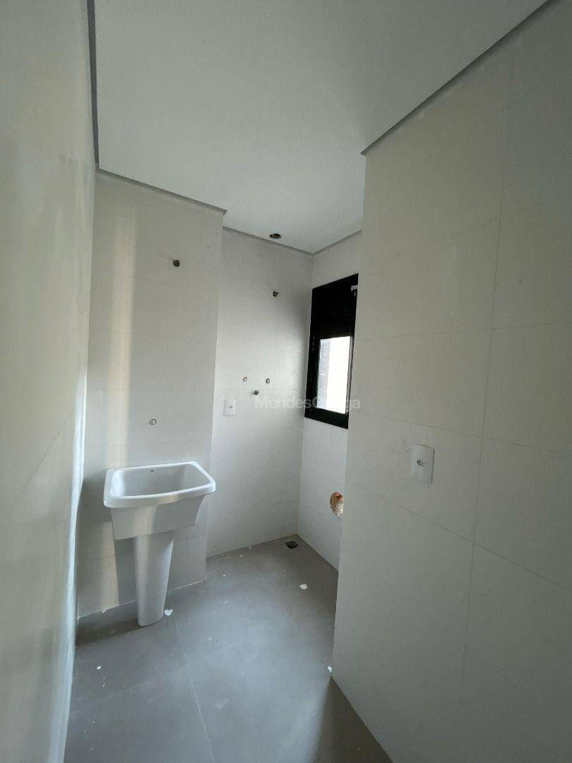 Apartamento à venda com 3 quartos, 177m² - Foto 13