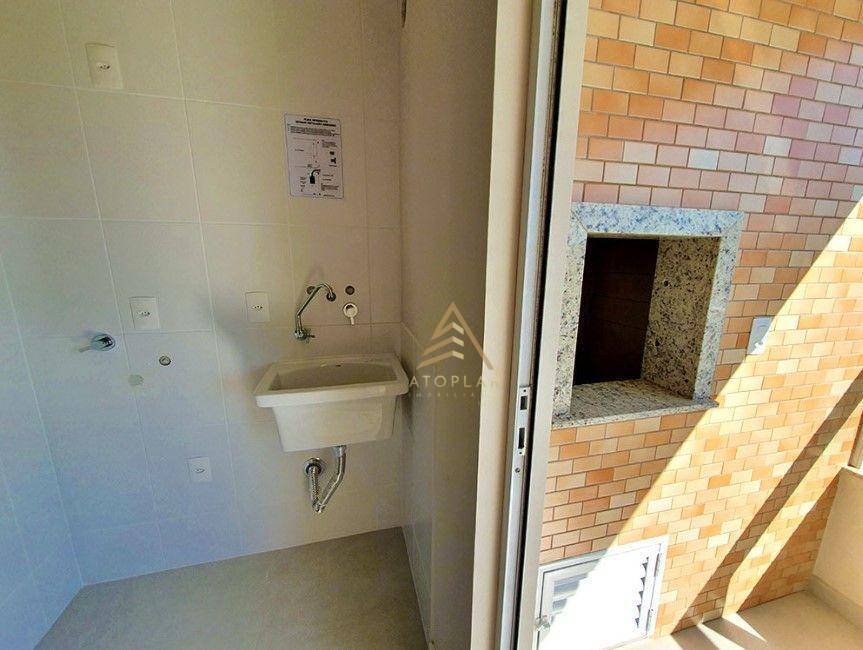 Apartamento à venda com 2 quartos, 70m² - Foto 14