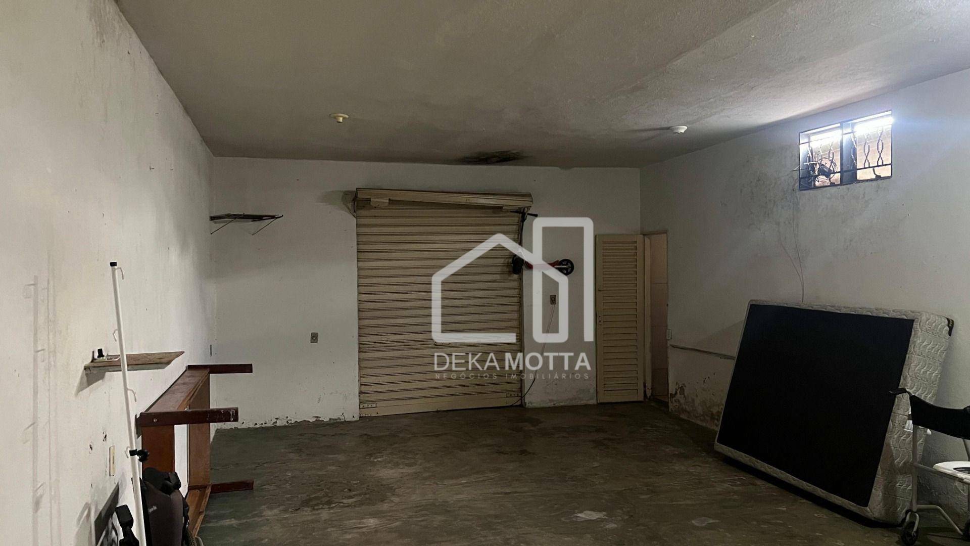 Casa à venda com 3 quartos, 250M2 - Foto 2