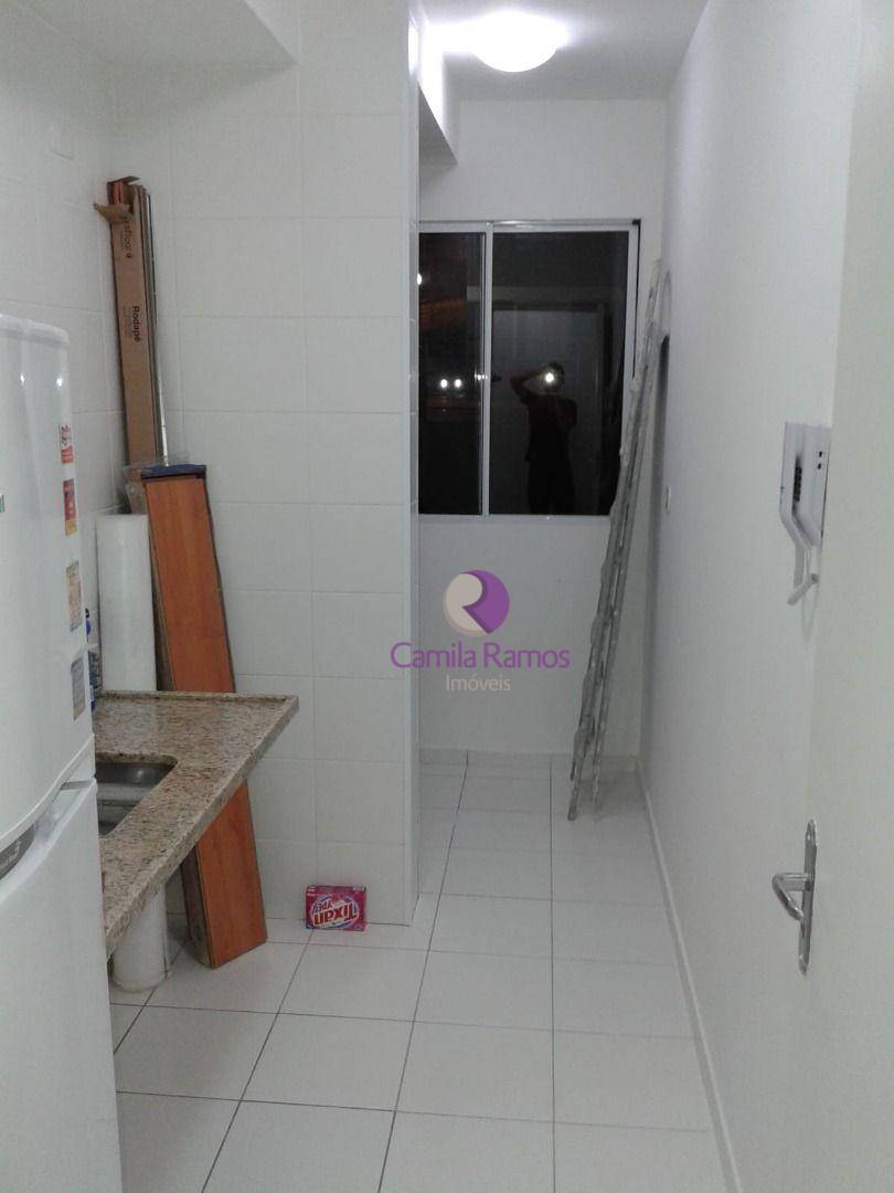 Apartamento à venda com 2 quartos, 45m² - Foto 2