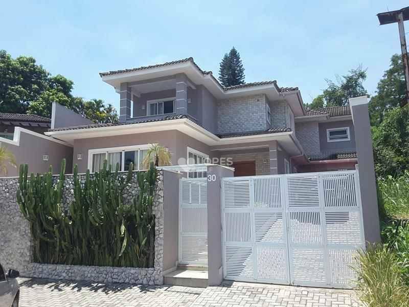 Casa de Condomínio à venda com 6 quartos, 400m² - Foto 1