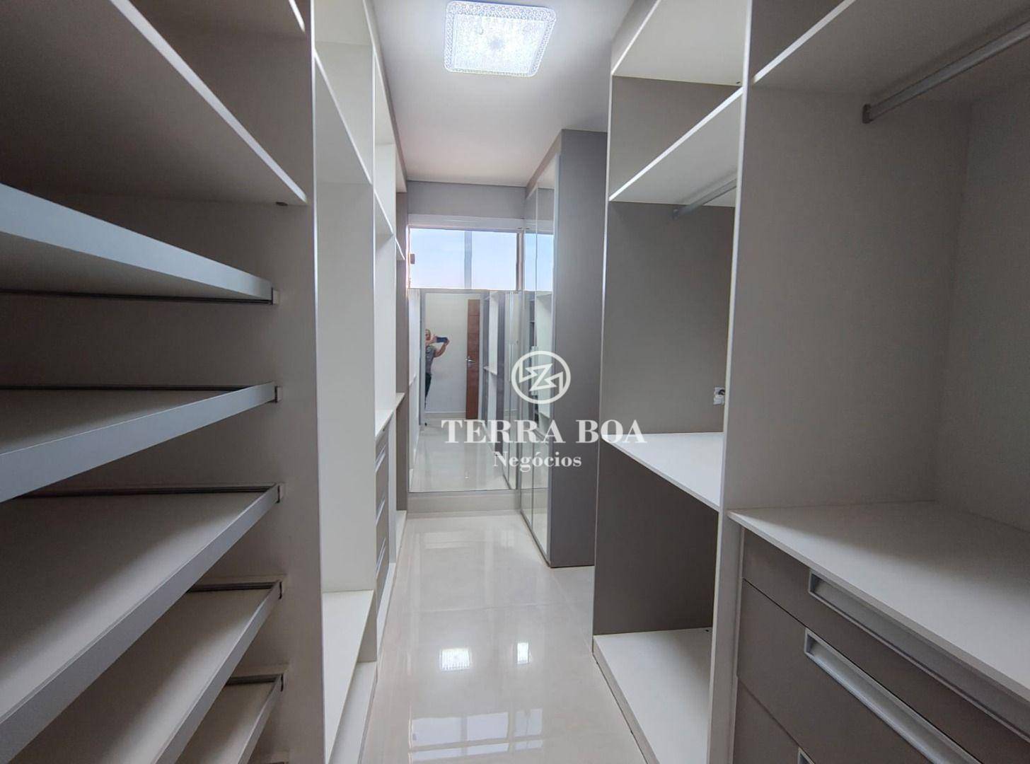 Sobrado à venda com 3 quartos, 300M2 - Foto 18