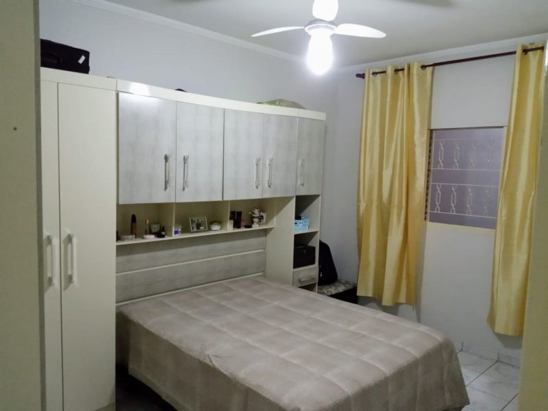 Casa à venda com 2 quartos, 2m² - Foto 6