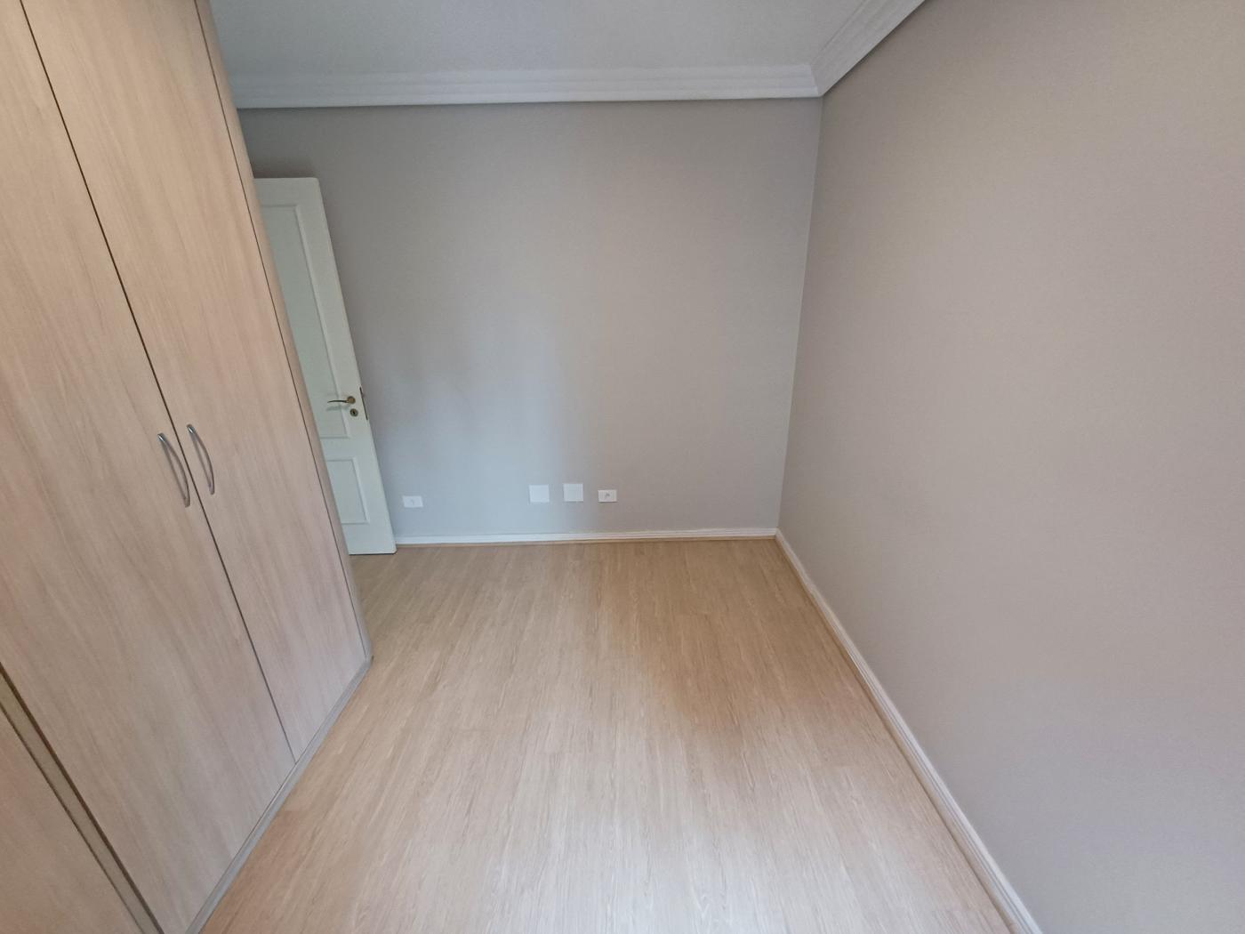 Apartamento para alugar com 3 quartos, 133m² - Foto 22