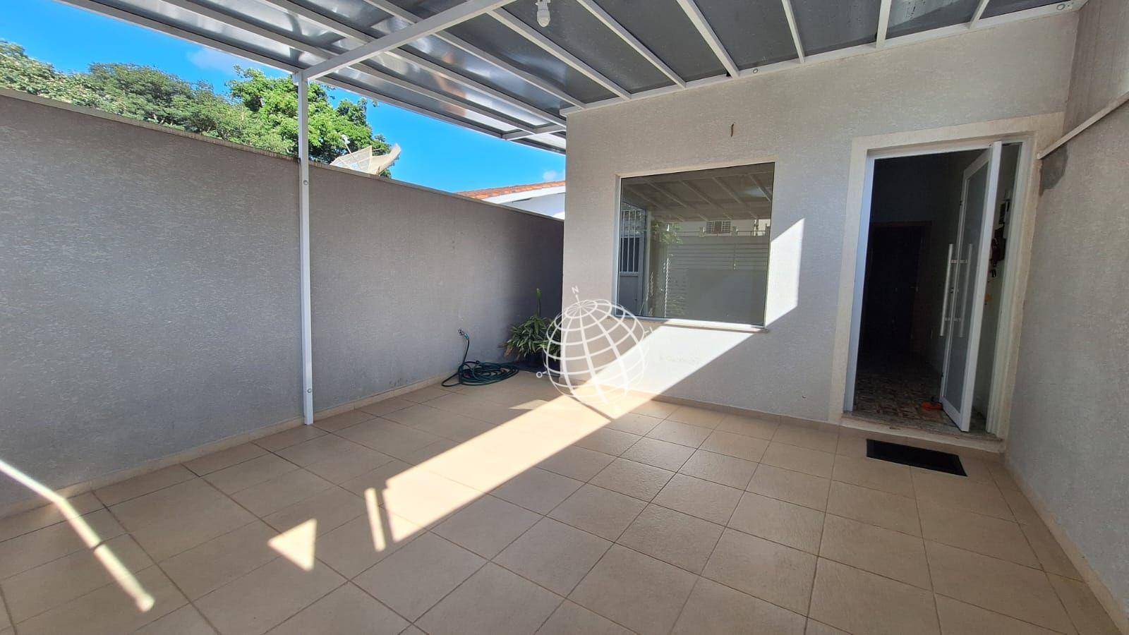 Casa à venda com 3 quartos, 192m² - Foto 14