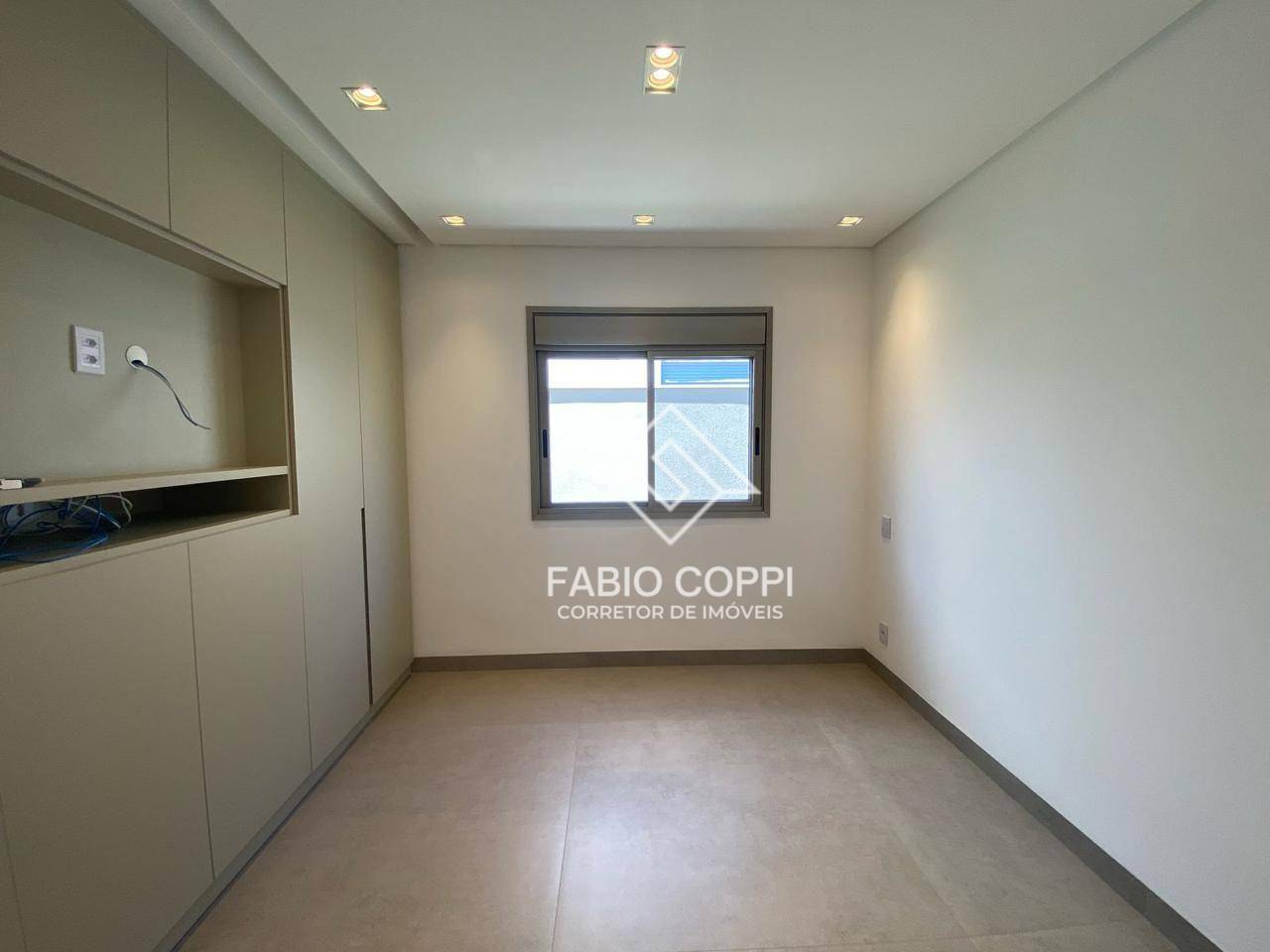 Casa de Condomínio à venda com 3 quartos, 238m² - Foto 9