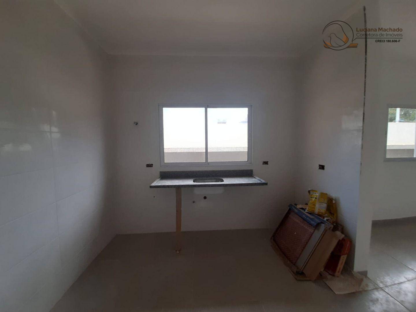 Casa à venda com 2 quartos, 65m² - Foto 5