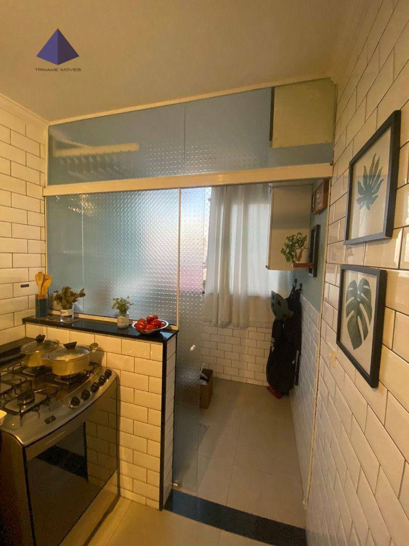 Apartamento à venda com 2 quartos, 70m² - Foto 4