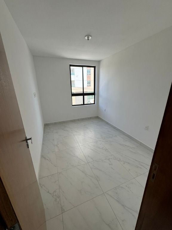 Apartamento à venda com 2 quartos, 51m² - Foto 9