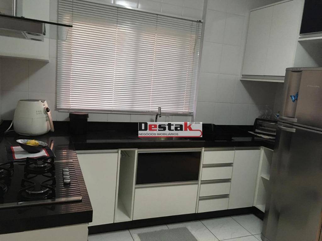 Apartamento à venda com 3 quartos, 89m² - Foto 3